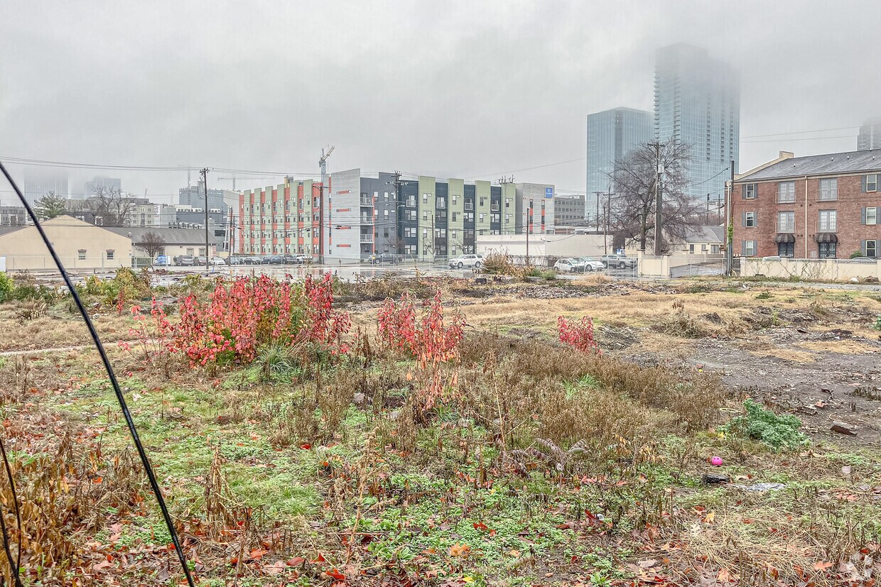 Demolished Building - 1811 Patterson St