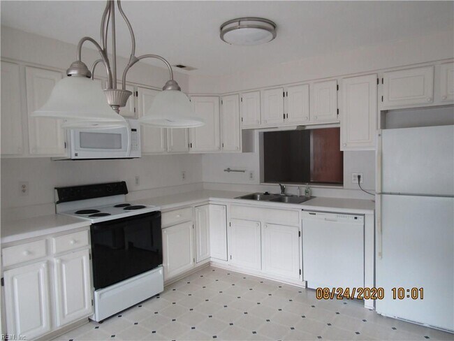 Building Photo - 148 Horse Run Dr