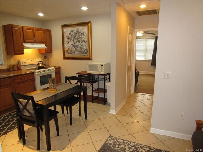 Building Photo - 81 Saddle Ridge Dr