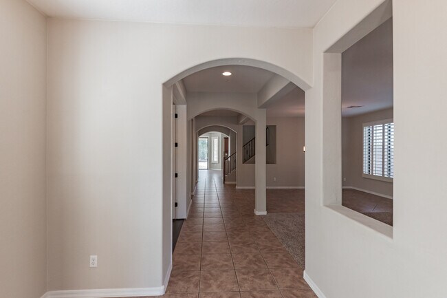 Building Photo - 12315 W Ashby Dr