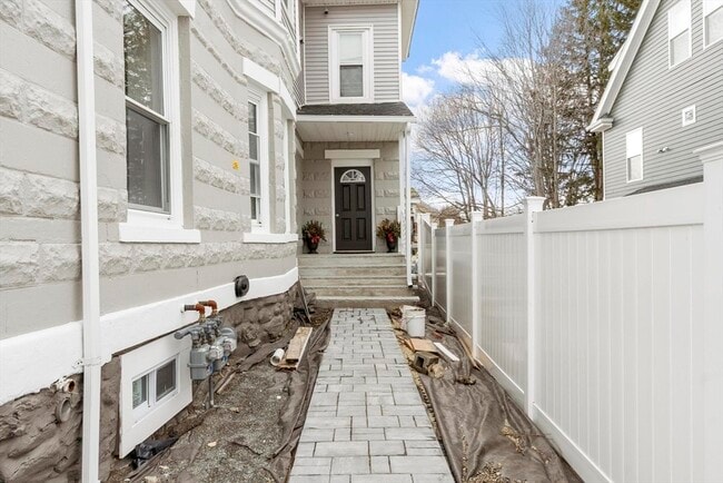 Foto del edificio - 19 Furber Ave