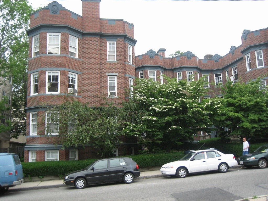 Primary Photo - 3 Dana St