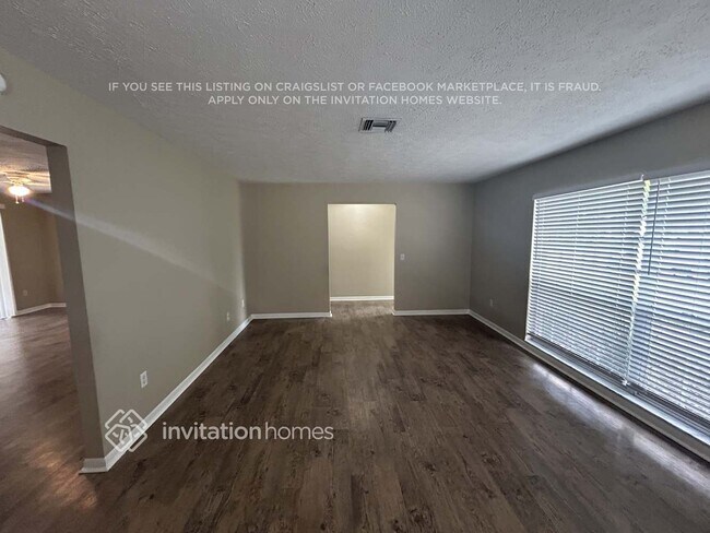 Building Photo - 1513 Highcrest Cir