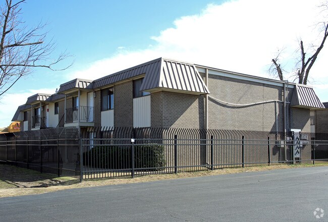 Windsong Apartments Tulsa Ok Apartments Com