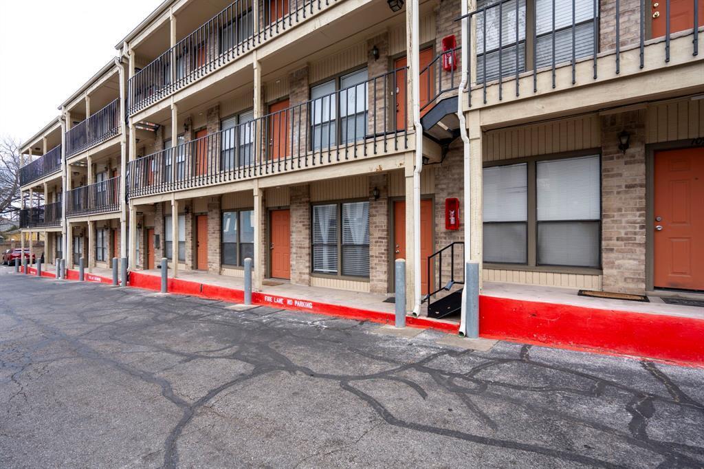 Primary Photo - 3000 Guadalupe St
