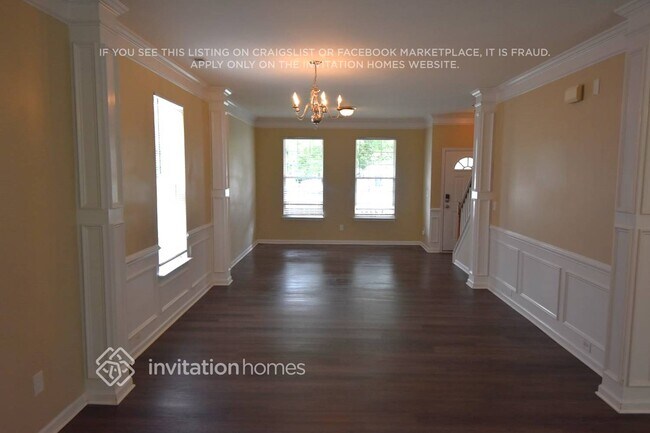 Foto del edificio - 11721 Oak St