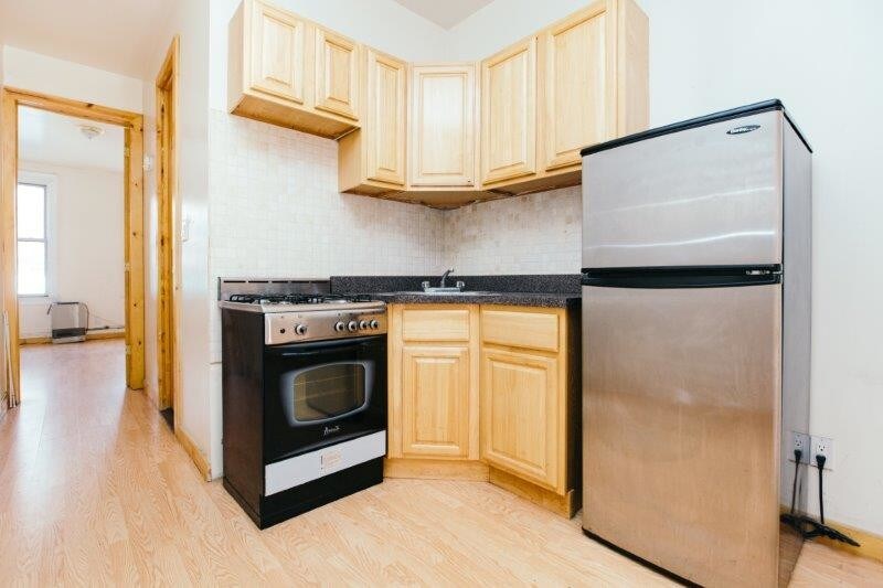 Primary Photo - 262 Jefferson St