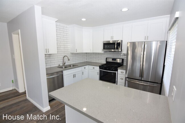 Foto del edificio - 2 br, 1.5 bath House - Newly Renovated 2 b...