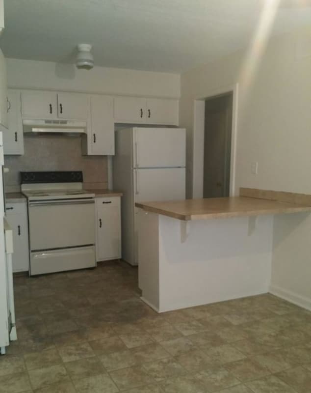 Building Photo - 3903 N Linden Dr