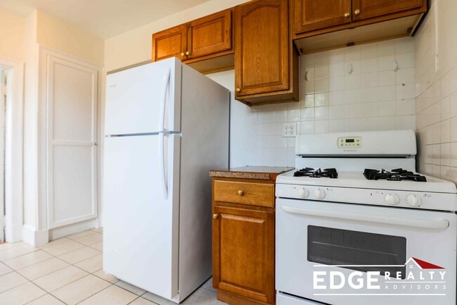 Photo - 2 Pama Gardens Apartment