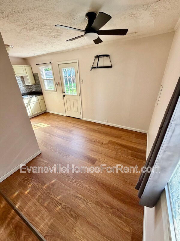 Building Photo - 1604 Marbo Ave