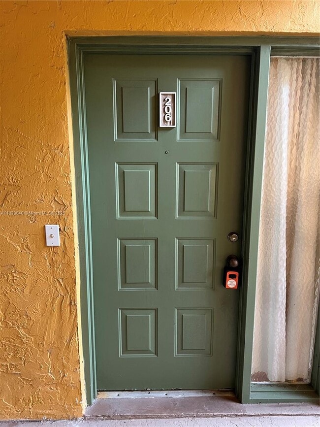 Building Photo - 3858 Coral Tree Cir