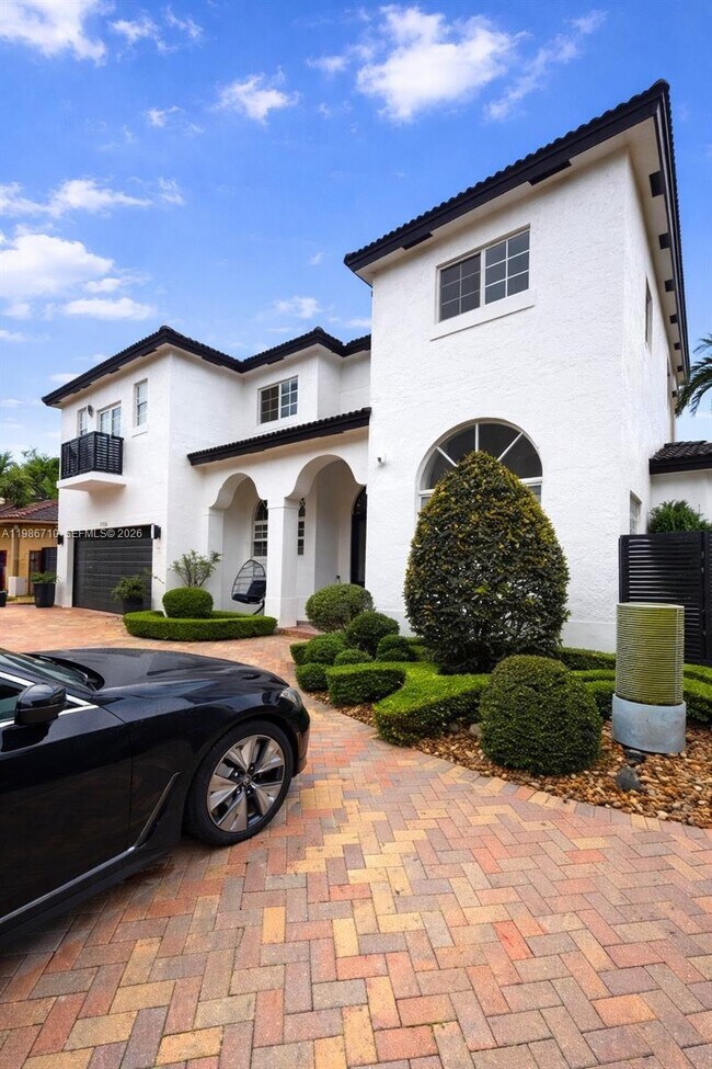 Foto del edificio - 7770 NW 161st Terrace