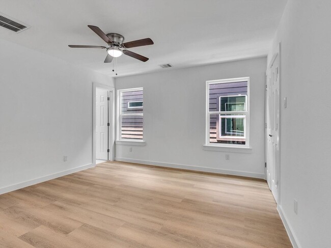 Building Photo - 7428 Laura Koppe Rd