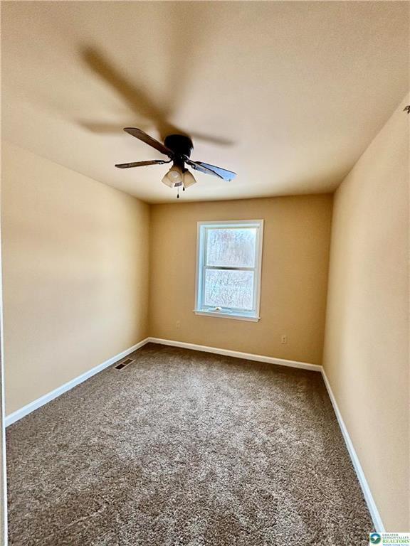 Foto del edificio - 10 Railroad Ave