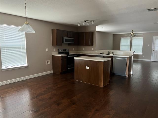 Foto del edificio - 2705 Frontier Ln