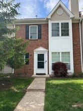 Building Photo - 3206 Pinhorn Dr