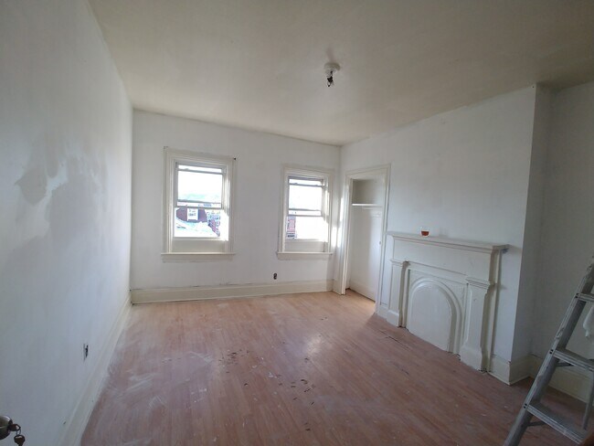 Building Photo - 4014 Saint Johns Way