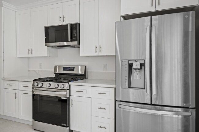 Foto del edificio - 11680 Chandler Blvd