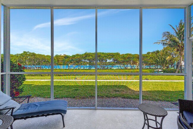 Foto del edificio - 200 Waterway Rd