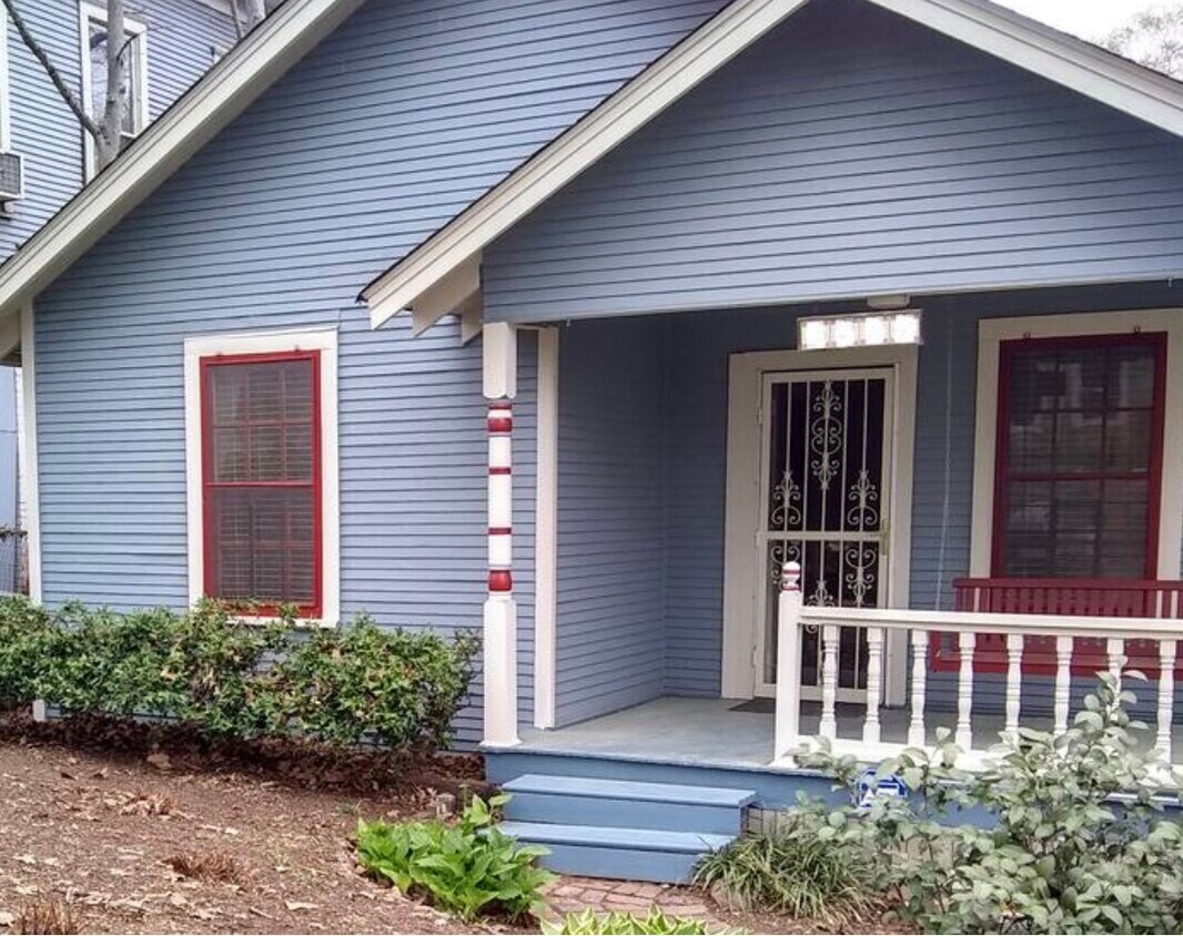 Primary Photo - 2318 W 3rd St