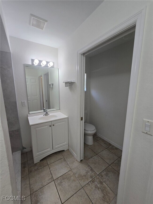 Foto del edificio - 1900 NW 33rd Ave