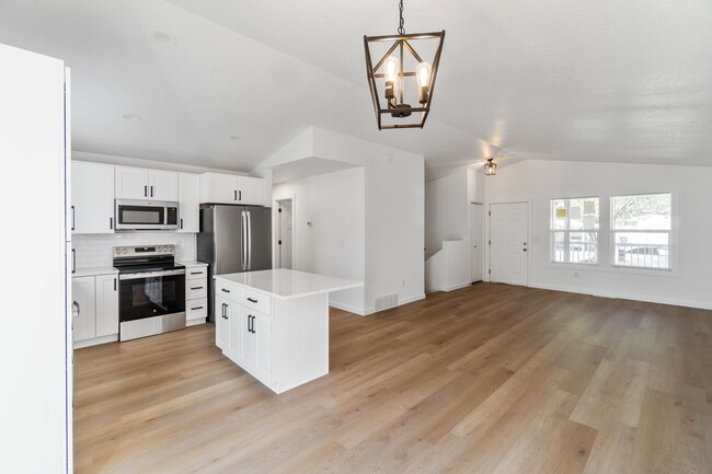 Foto del edificio - Newly Remodeled Single Family Home in Gate...