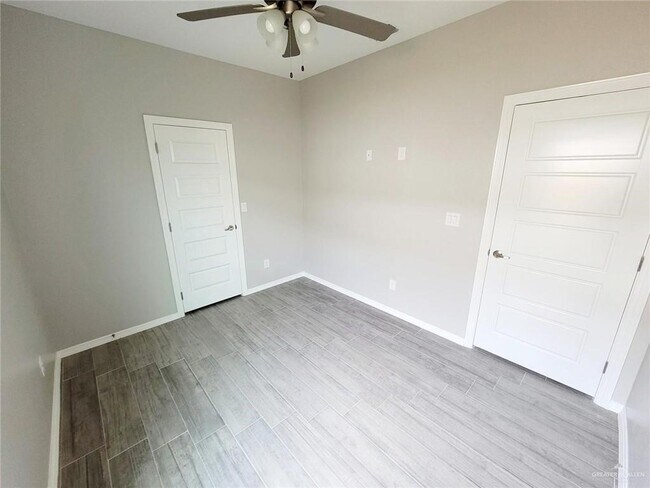 Foto del edificio - 2109 Davenport St