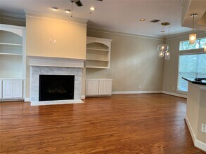 Building Photo - 406 Fowler St
