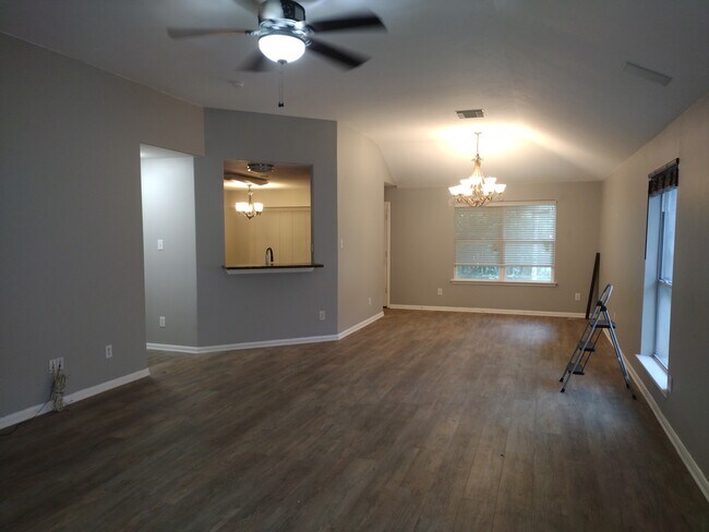Foto del edificio - 2882 Sun River Ln