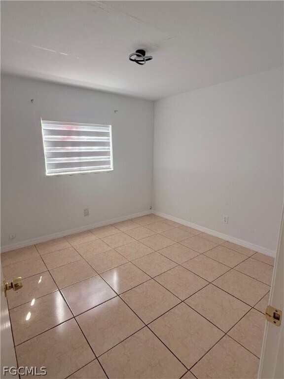 Foto del edificio - 3707 10th St W