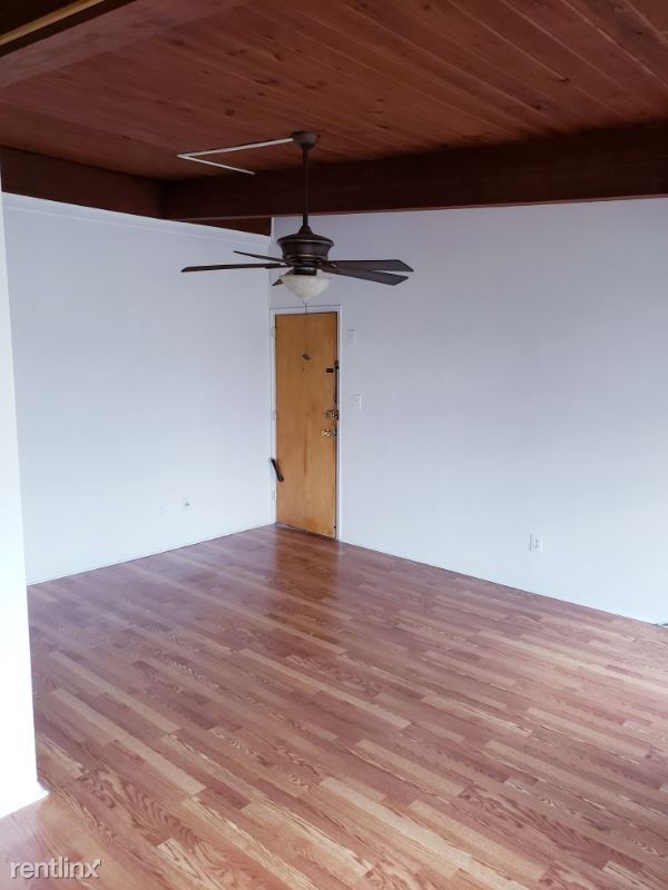 Foto del edificio - 7300 18th Ave