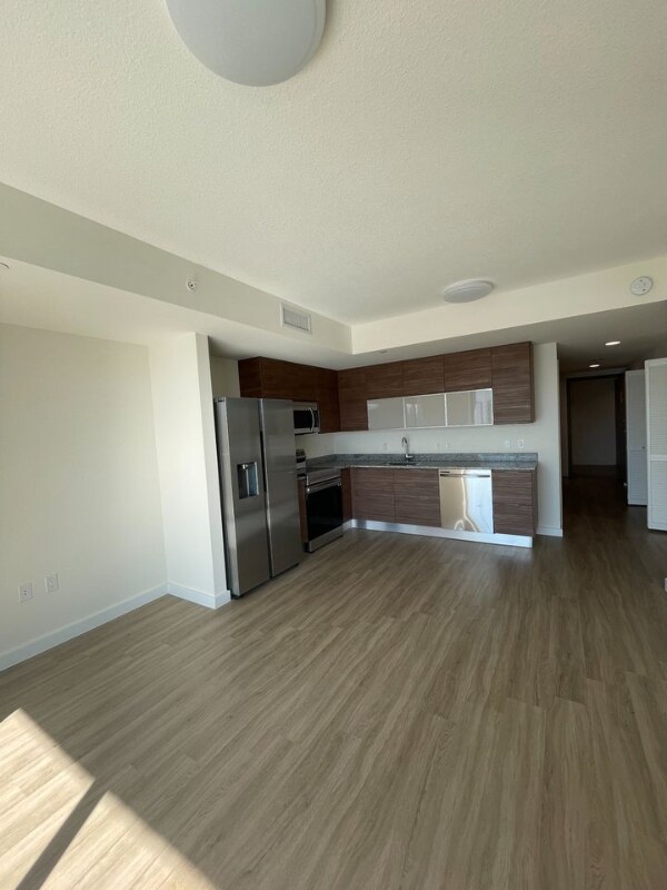 Foto del edificio - 32 SW 1st St