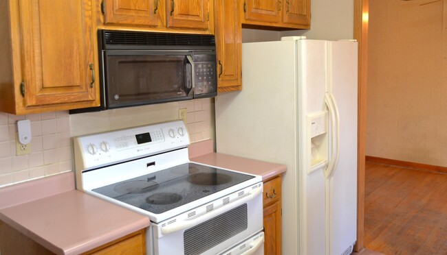 Building Photo - 2148 S Patton Ct