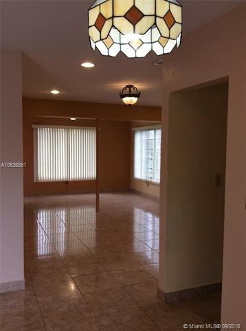 Foto del edificio - 8900 SW 18th Terrace
