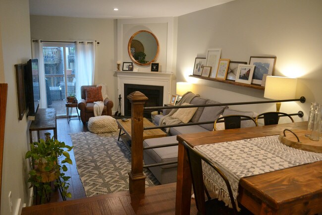 Foto del edificio - 1670 Oaktree Ct
