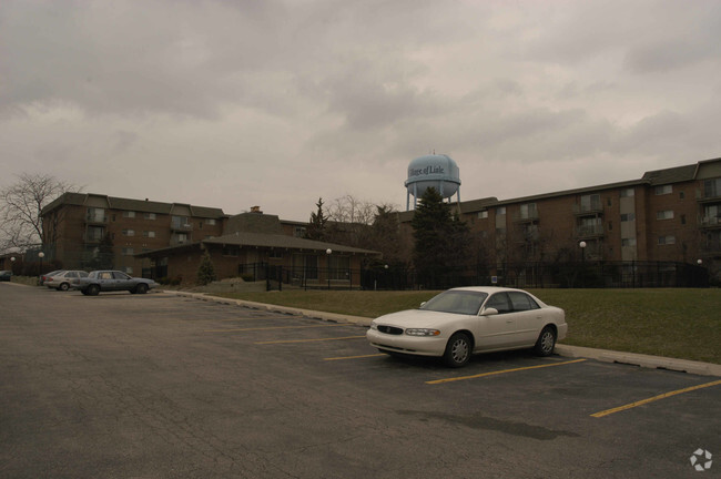 Building Photo - Lisle Place Condominiums