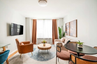 Building Photo - 234 W 73rd St