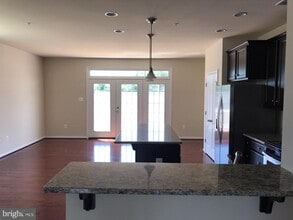 Building Photo - 2727 Egret Way