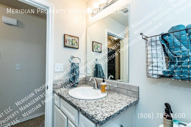 Foto del edificio - 7456 104th St