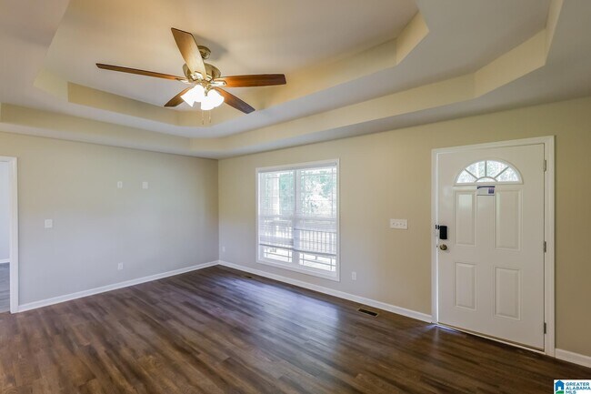 Foto del edificio - 3757 Graves Gap Rd