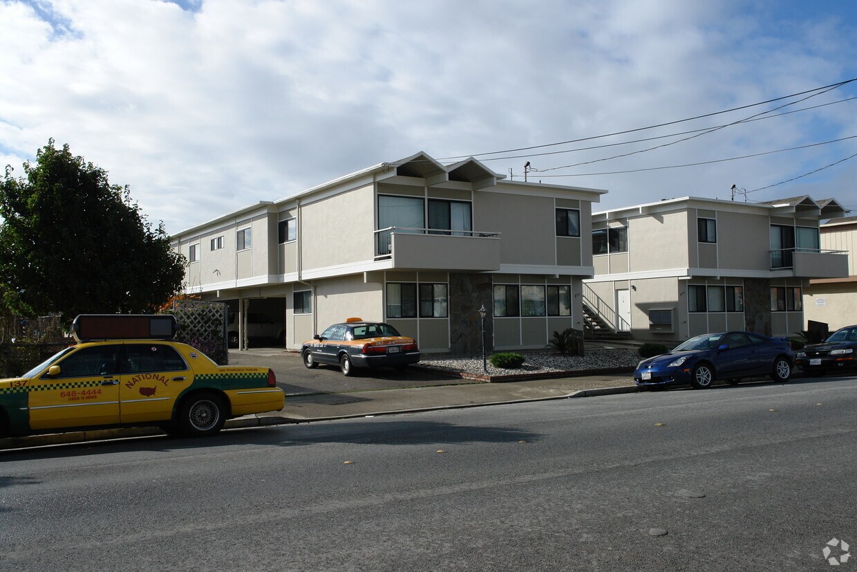 Building Photo - 855 Commercial Ave
