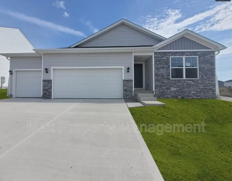 Foto principal - 4911 E Sheridan Ave
