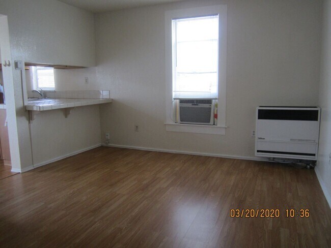 Building Photo - 4459 Orange Grove Ave