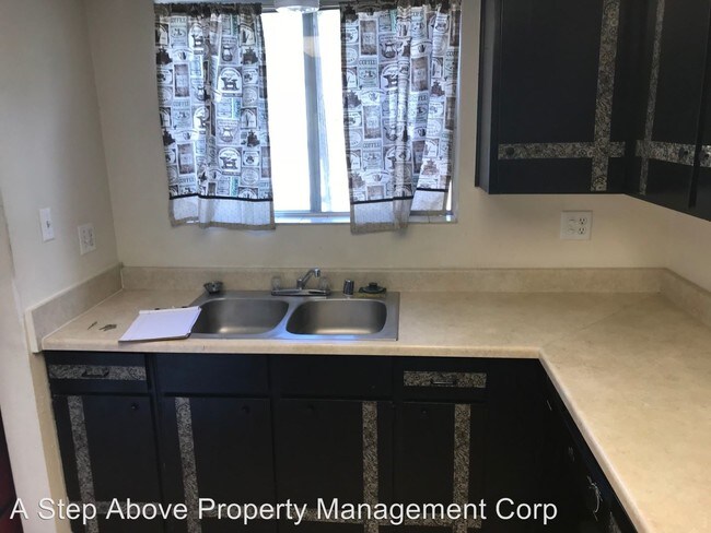 Building Photo - 1053 Unaweep Ave