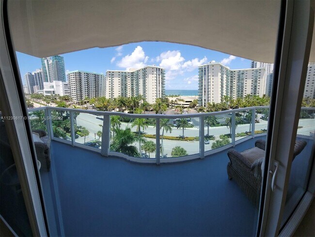 Foto del edificio - 3800 S Ocean Dr