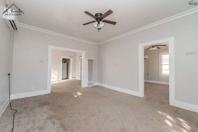 Foto del edificio - 603 E 4th St