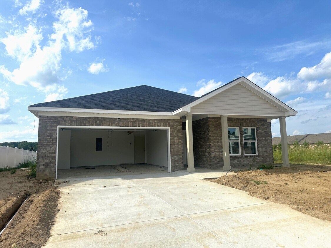 1478 Summergate Dr, Florence, SC 29501 House for Rent in Florence, SC