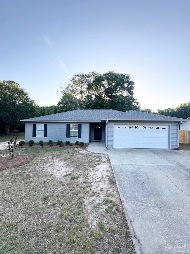 Foto del edificio - 5661 Fairview Dr