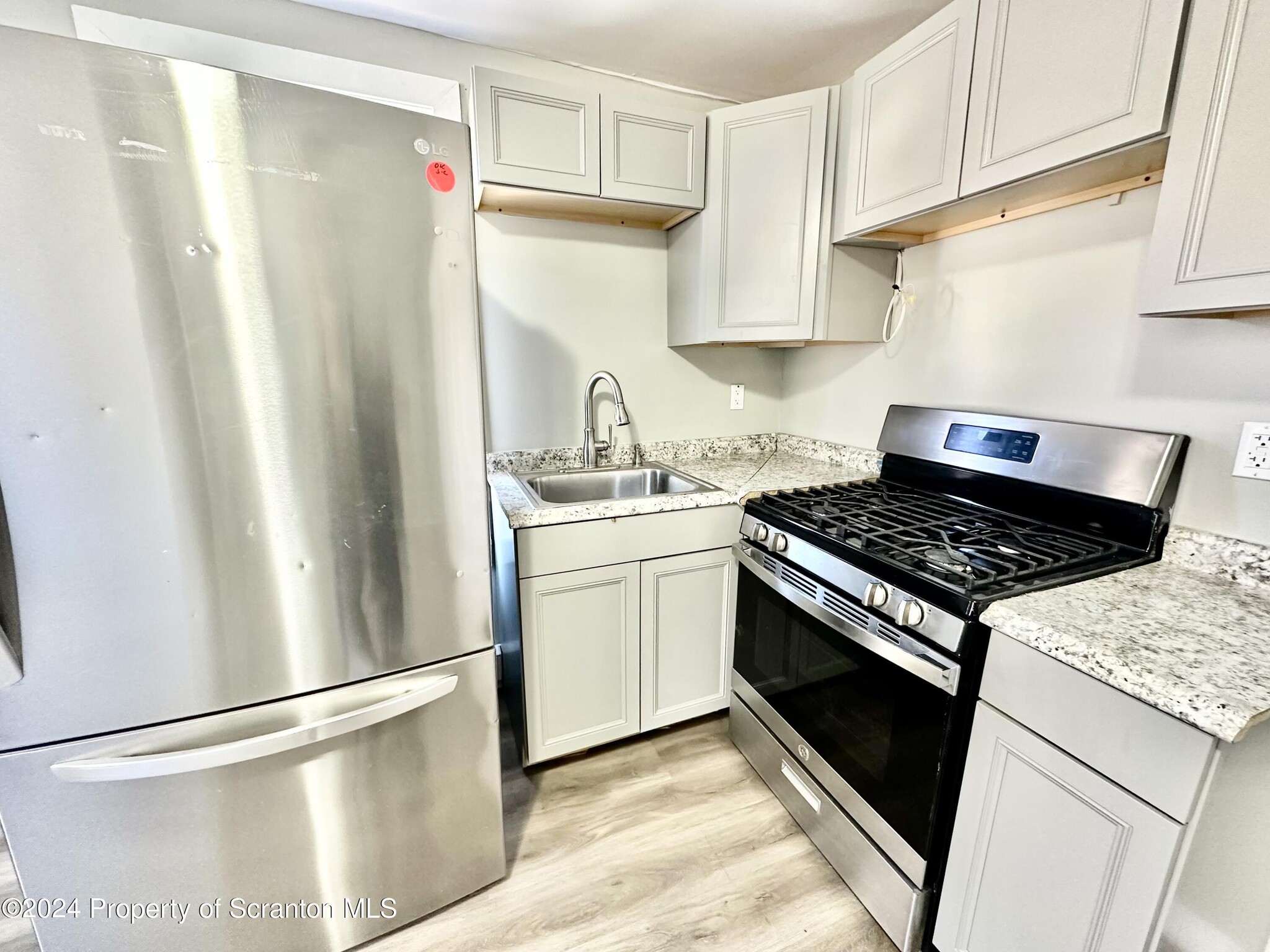 1822 Luzerne St, Scranton, PA 18504 - Room for Rent in Scranton, PA ...